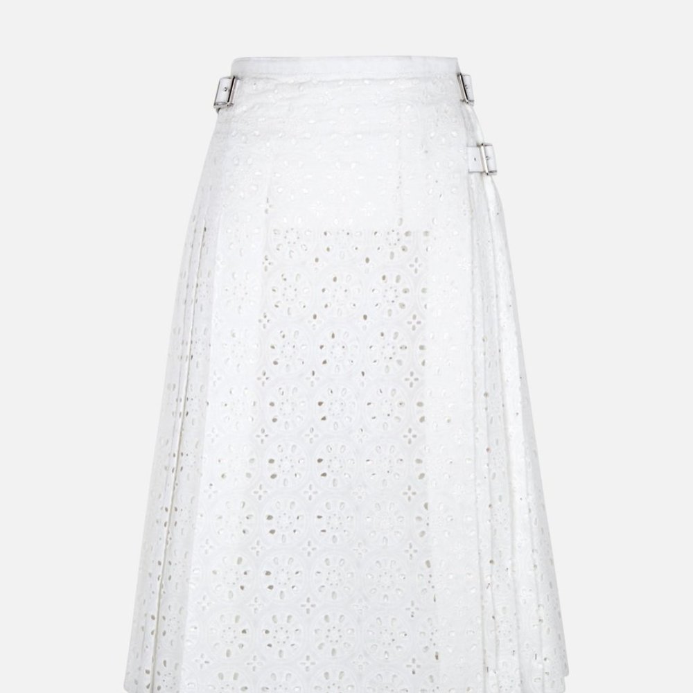 NWT Christopher Kane Broderie Anglaise Kilt Skirt. Size EU 44.